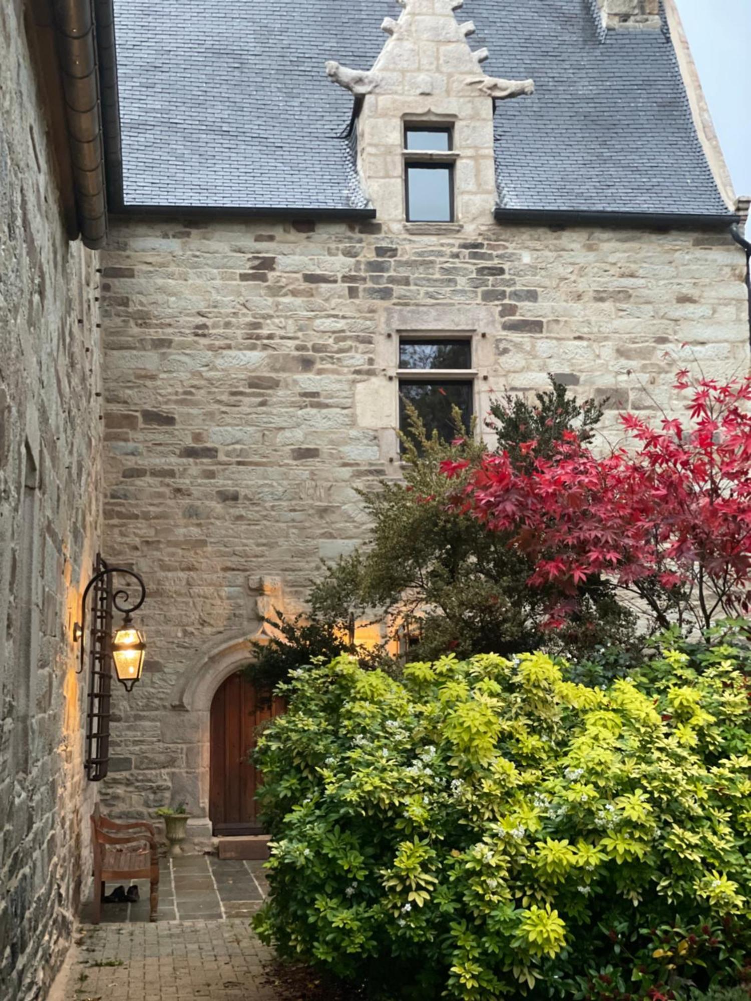 Manoir Medieval Du XV Ieme Siecle Minihy-Tréguier Exterior foto